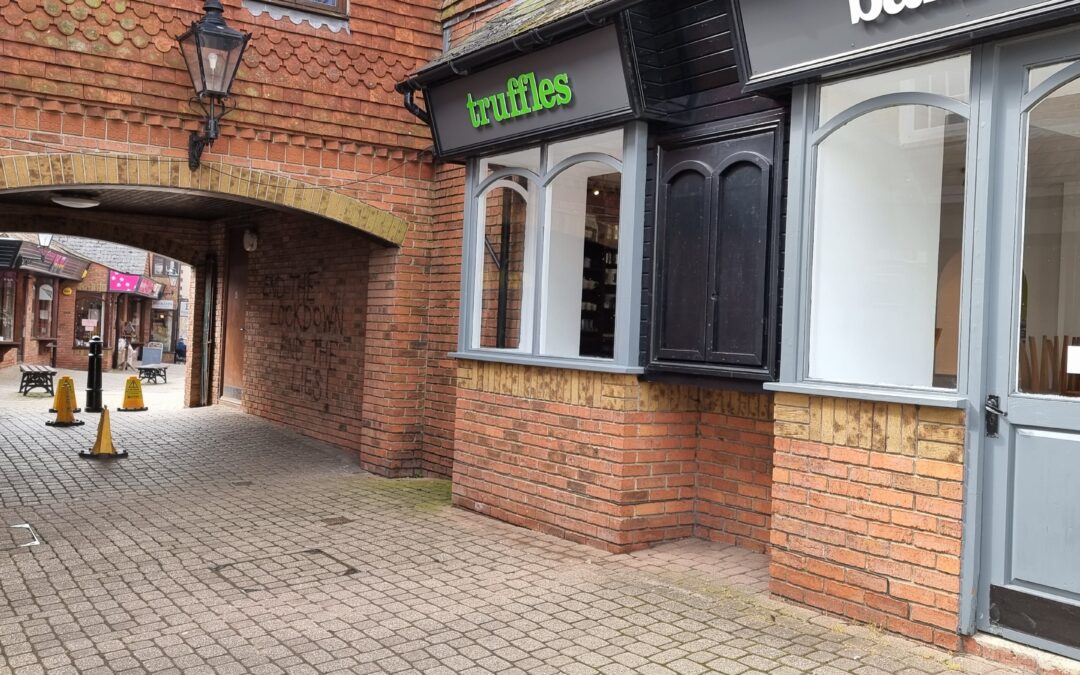 Graffiti Removal in Lewes Town Centre 2021